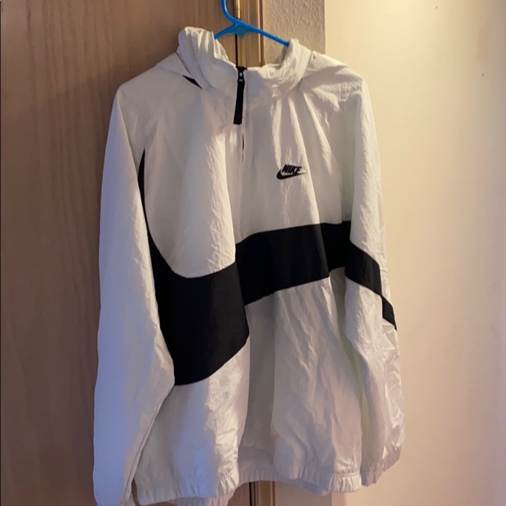 NikE running/ rain Jacket with hood